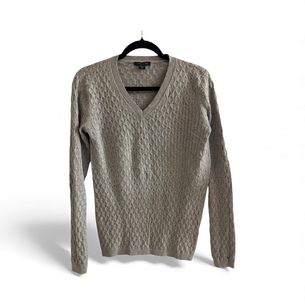 Tommy Hilfiger Gray V-Neck Cable Knit Sweater 99% Cotton - Sz Small - Picture 2 of 7